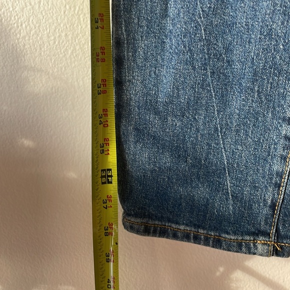 NWT!! UNIVERSAL THREAD // high rise + straight leg jeans // medium blue // soft - Picture 8 of 15
